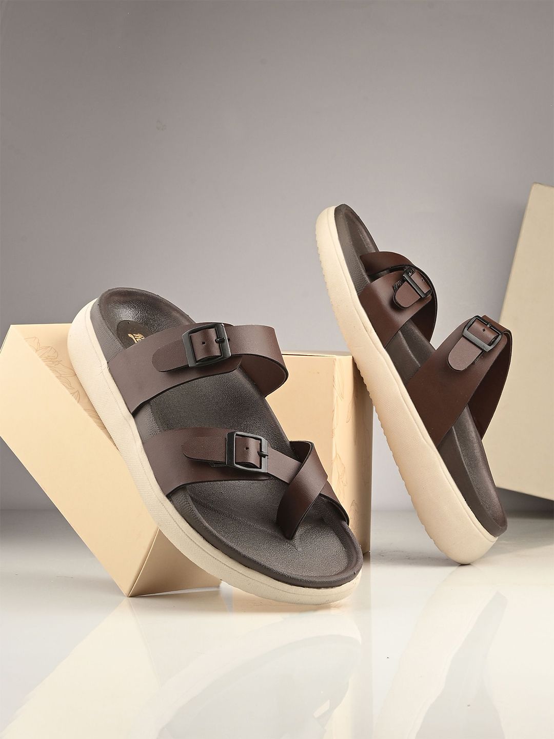 The Roadster Lifestyle Co. Men Comfort Sandals with Buckles-picture-20