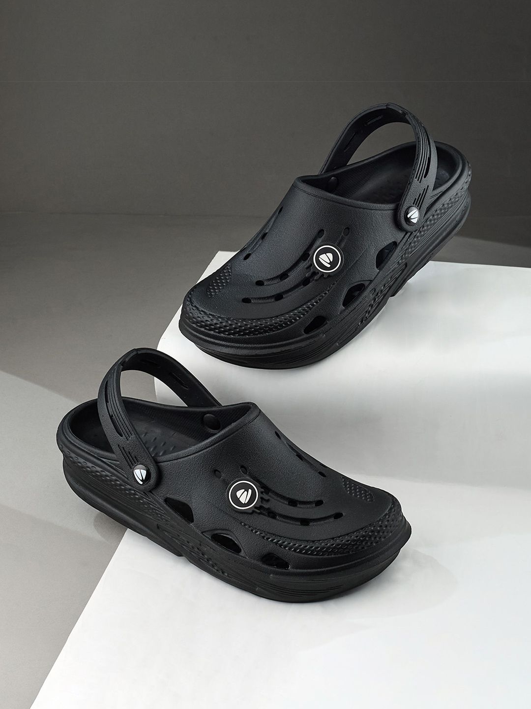 Duke Men Airflow Clogs-picture-16