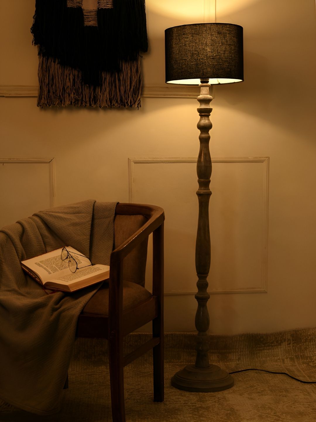 green girgit Black & Grey Wooden Cylinder Shaped Floor Lamp-image-32
