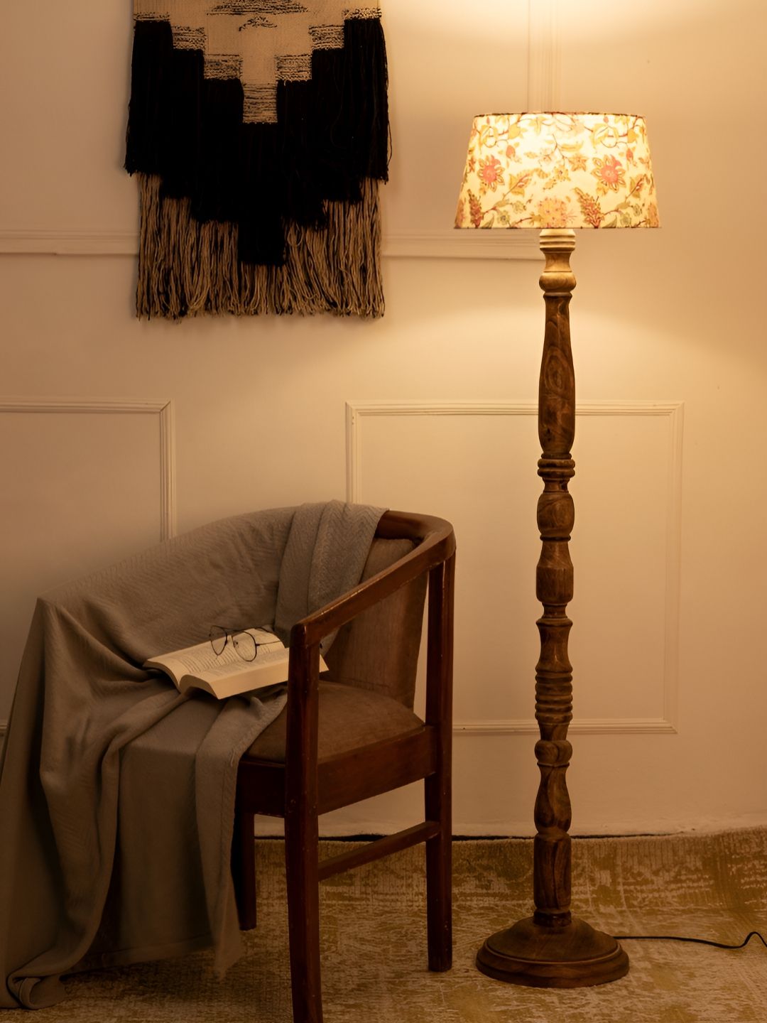 green girgit Brown & White Floral Printed Frustum Shaped Wooden Taper Floor Lamp-picture-31