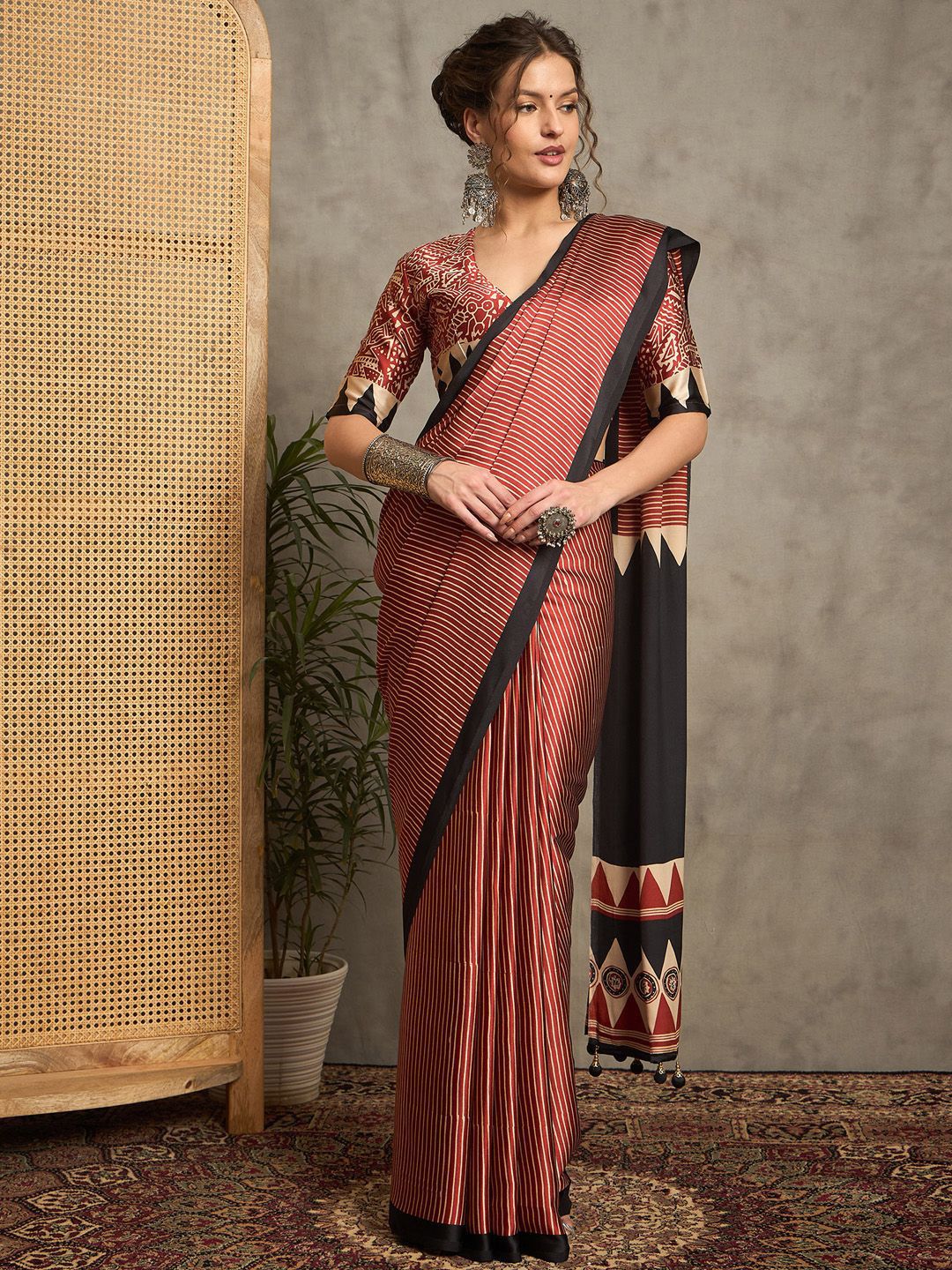 Anouk StripedBlock Print Saree-image-14