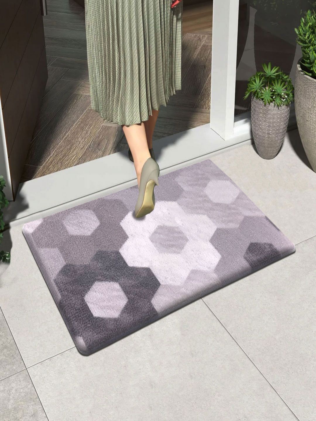 LUXEHOME INTERNATIONAL Grey & Purple Geometric Printed Anti-Skid Doormat-image-24