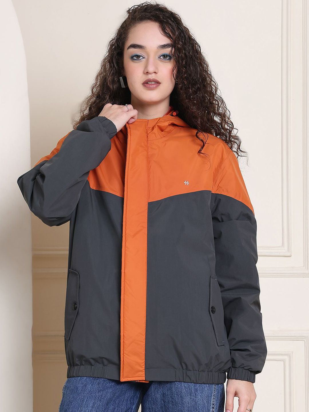 HOUSE OF VEDAS Women Dry Fit Colourblocked Windcheater and Water Resistant Sporty Jacket