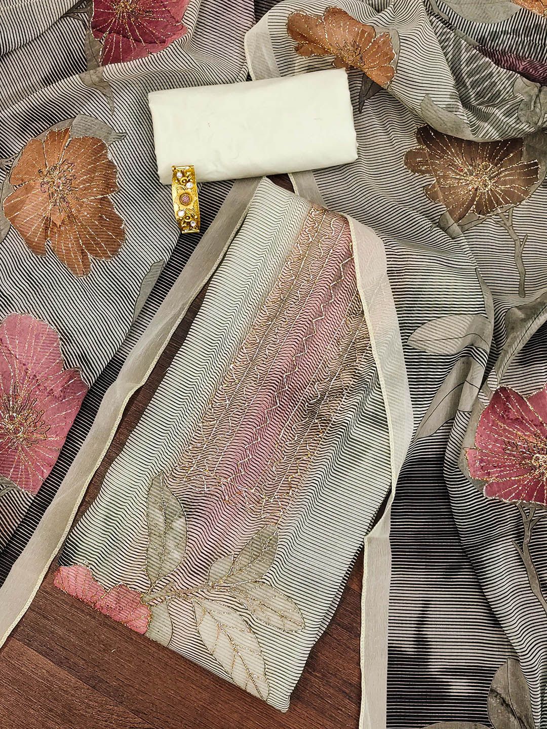 SHADOW & SAINING Floral Printed Sequinned Organza Semi-Stitched Dress Material-picture-34