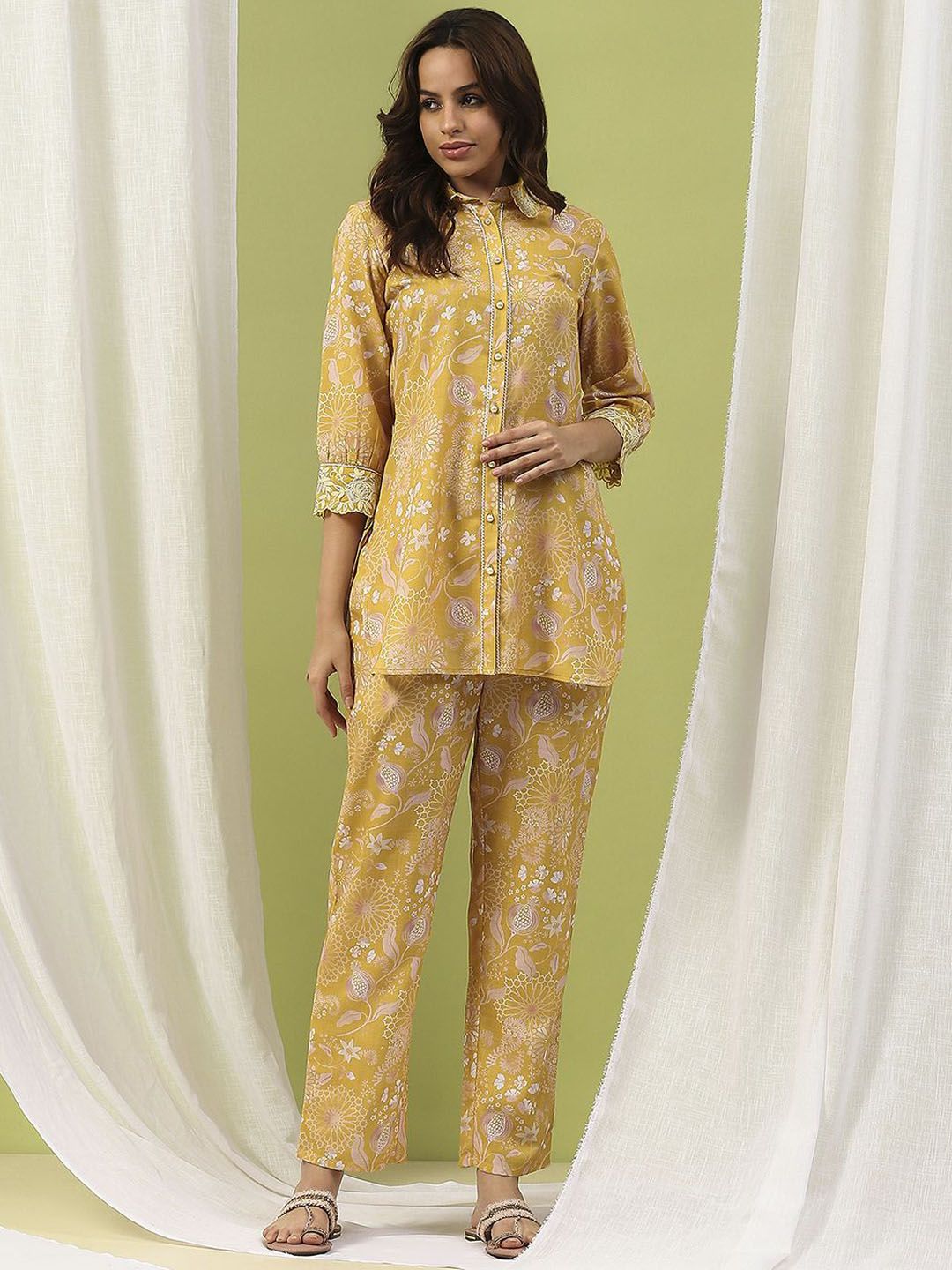 Nayam By Lakshita Floral Printed Shirt Collar Thread Work Kurti With Trouser