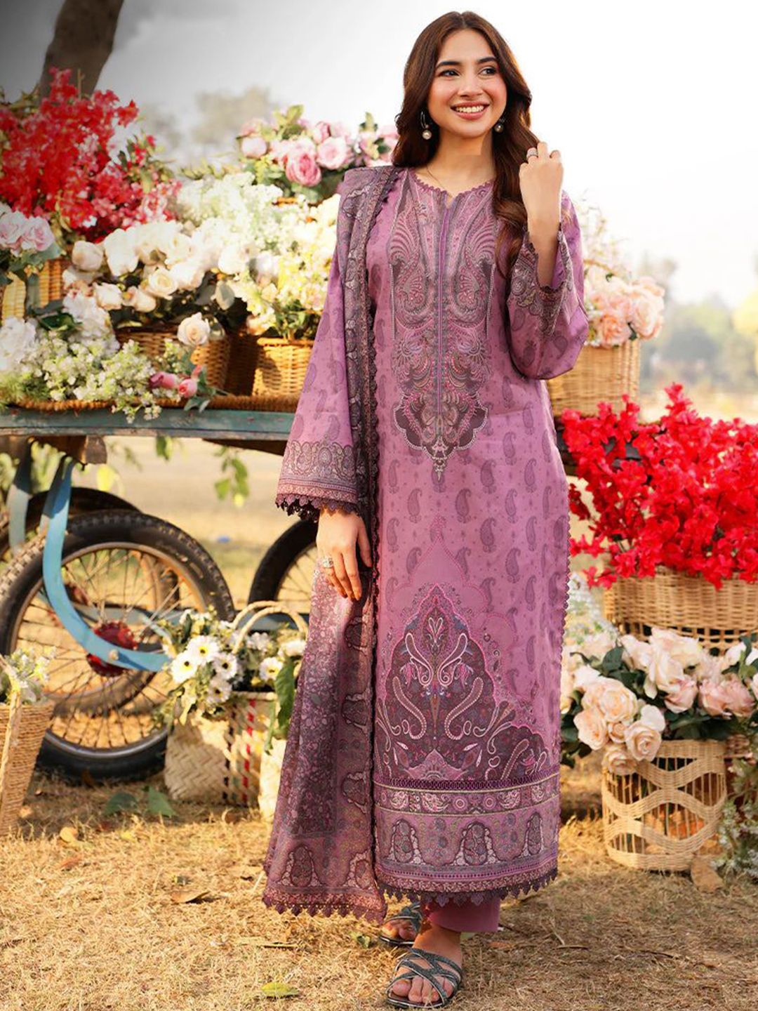 Ethnic Motifs Printed Straight Kurta With Trousers & Dupatta main image 1