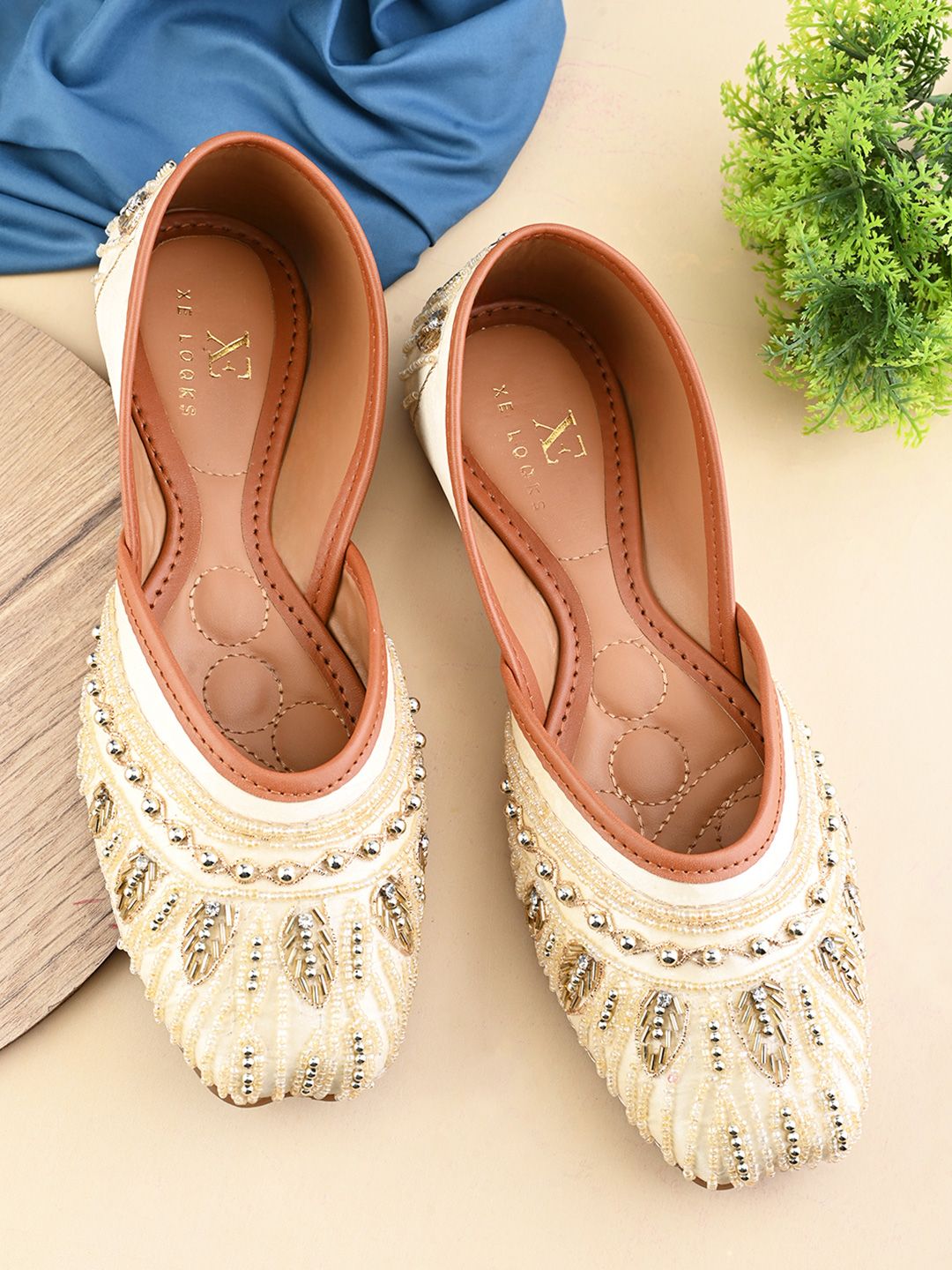 XE Looks Women Ethnic Fashion with Embroidered Mojaris-picture-26