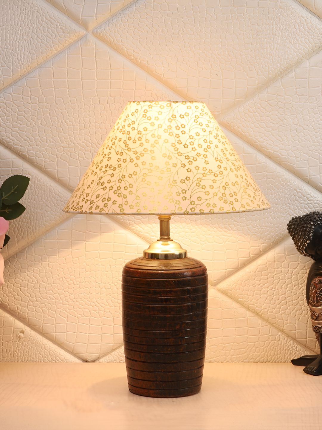 BrightDaisy Gold-Toned Printed Terracotta Frusturical Shaped Table Lamp-picture-46