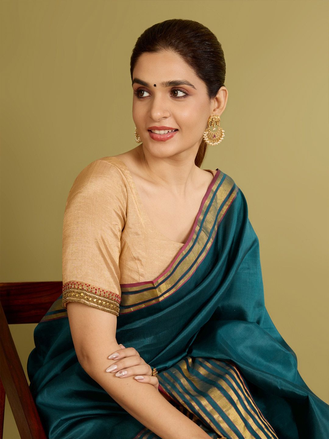 Taneira Embroidered Round Neck Pure Tissue Cotton Saree Blouse-picture-27