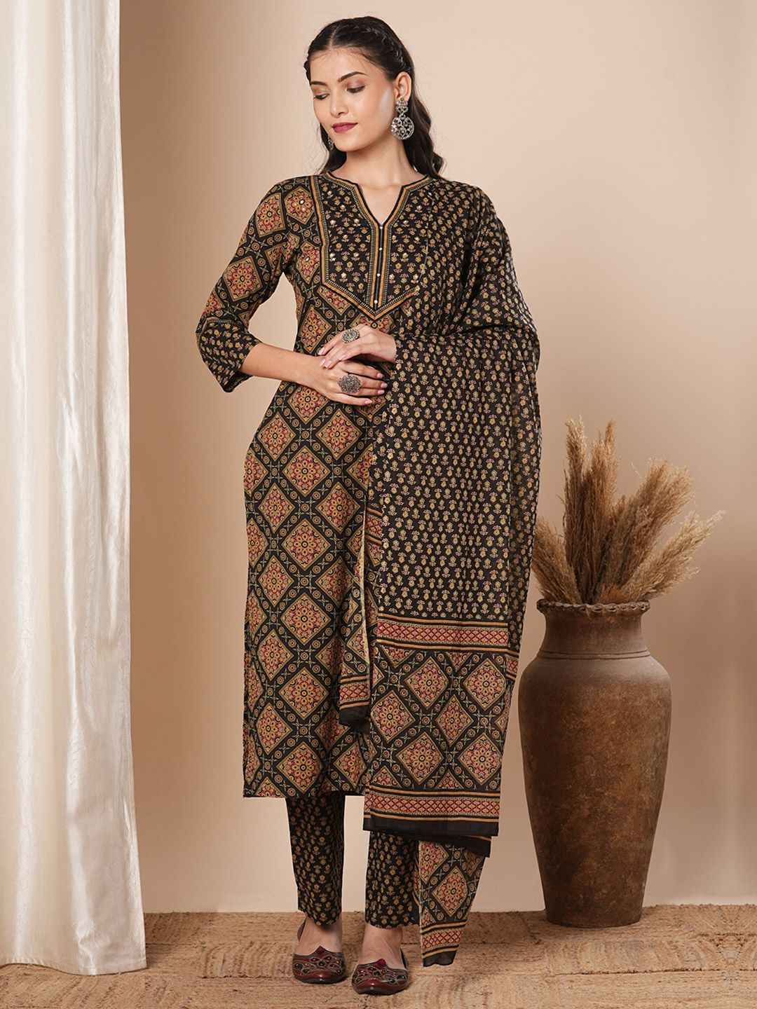 FASHOR Floral Printed Beads And Stones Pure Cotton Straight Kurta With Trousers & Dupatta