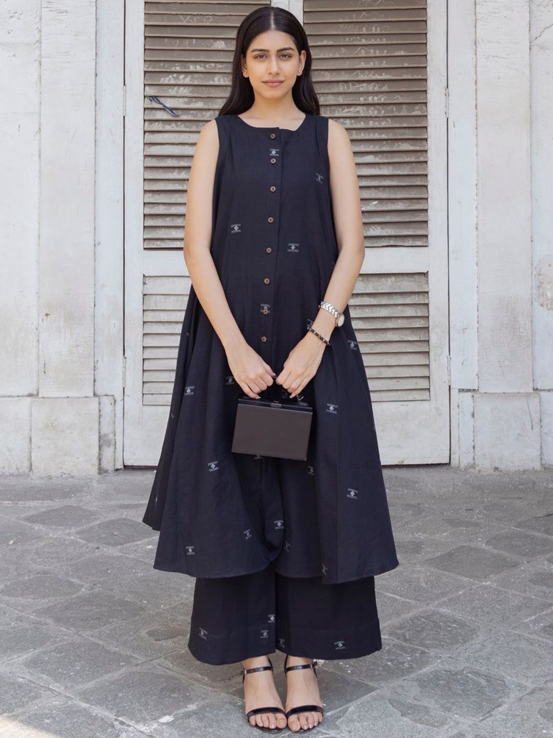 GoSriKi Woven Design Round Neck A Line Kurta With Palazzos