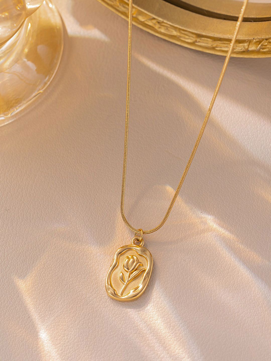Designs & You Stainless Steel Gold-Plated Oval Shaped Pendant With Chain-picture-23
