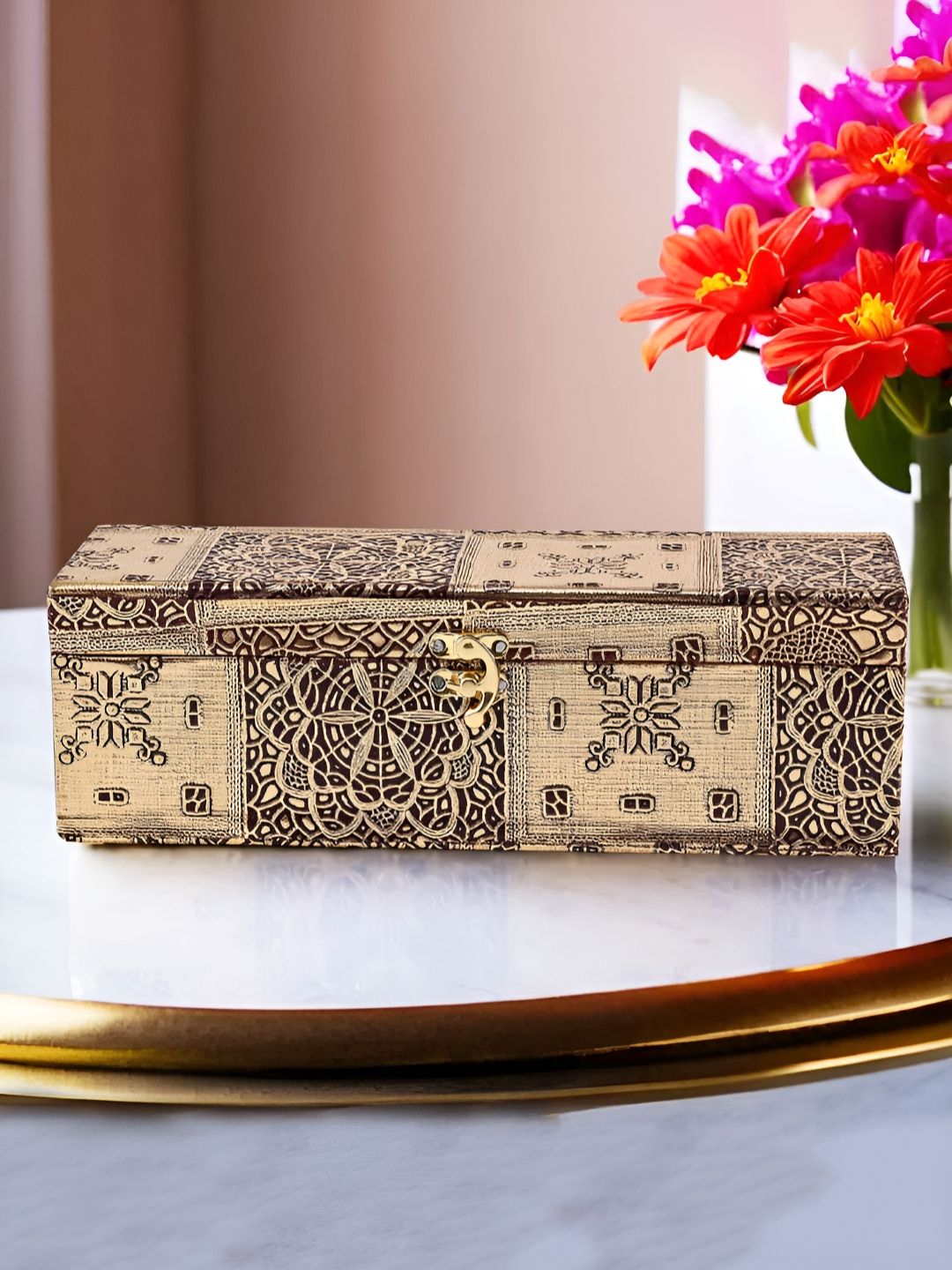 Aura Gold-Toned Makadi Printed Wooden 1 Rod Velvet Bangle Box-image-12