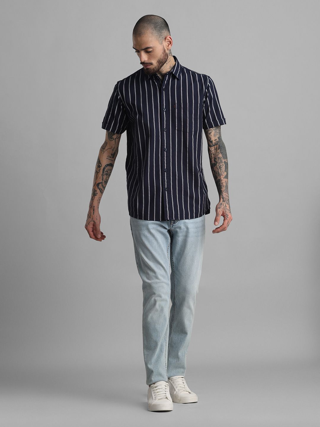 Klub Fox Men Slim Fit Spread Collar Vertical Striped Cotton Casual Shirt-picture-29