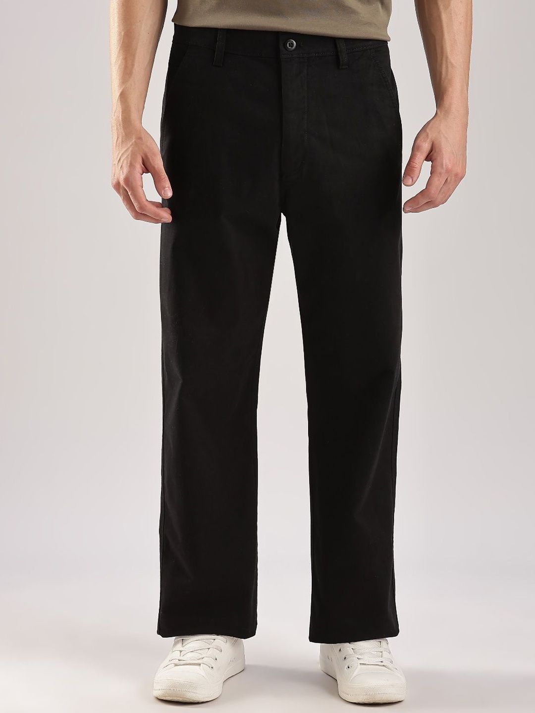 Calvin Klein Jeans Men Relaxed Fit Mid-Rise Flat-Front Cotton Trouser-picture-23