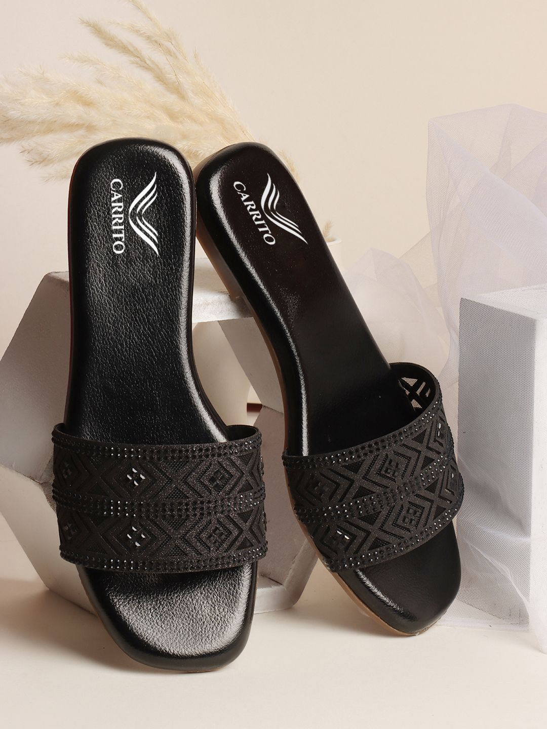 carrito Women Embellished Open Toe Flats-picture-10