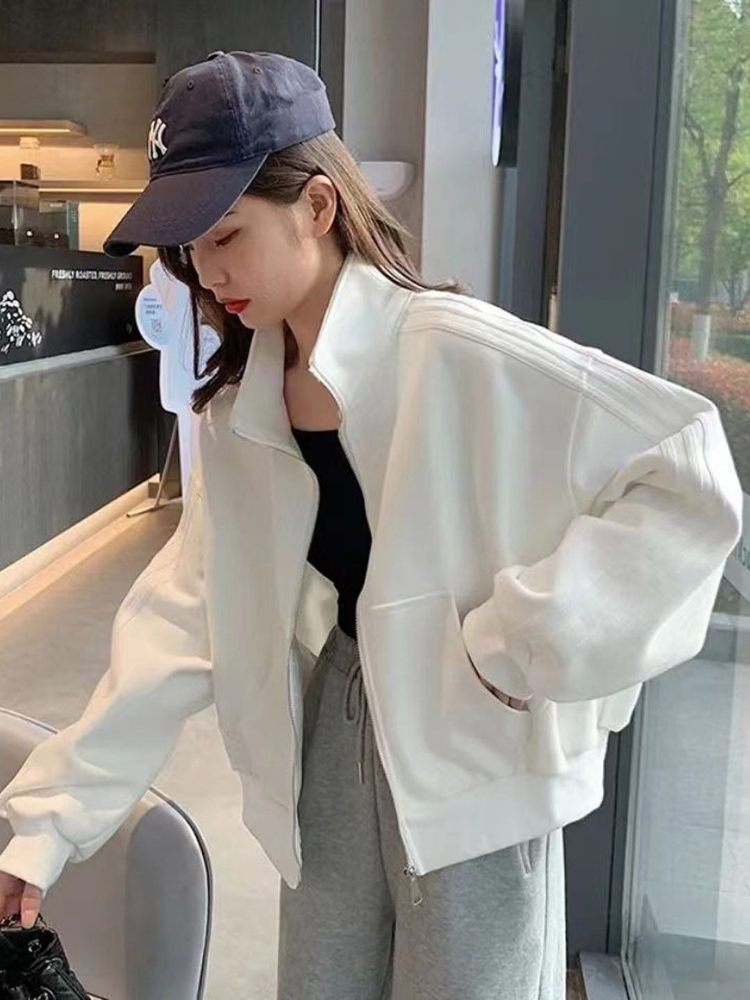 The Roadster Lifestyle Co Women Mock Collar Jackets-image-22