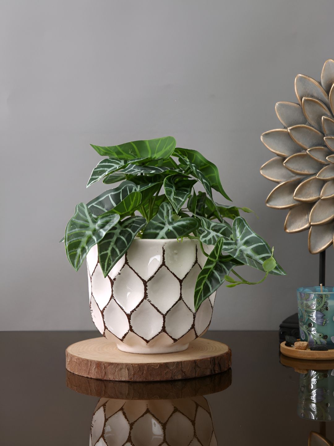 TAYHAA White & Black Textured Diamond Planter-picture-15