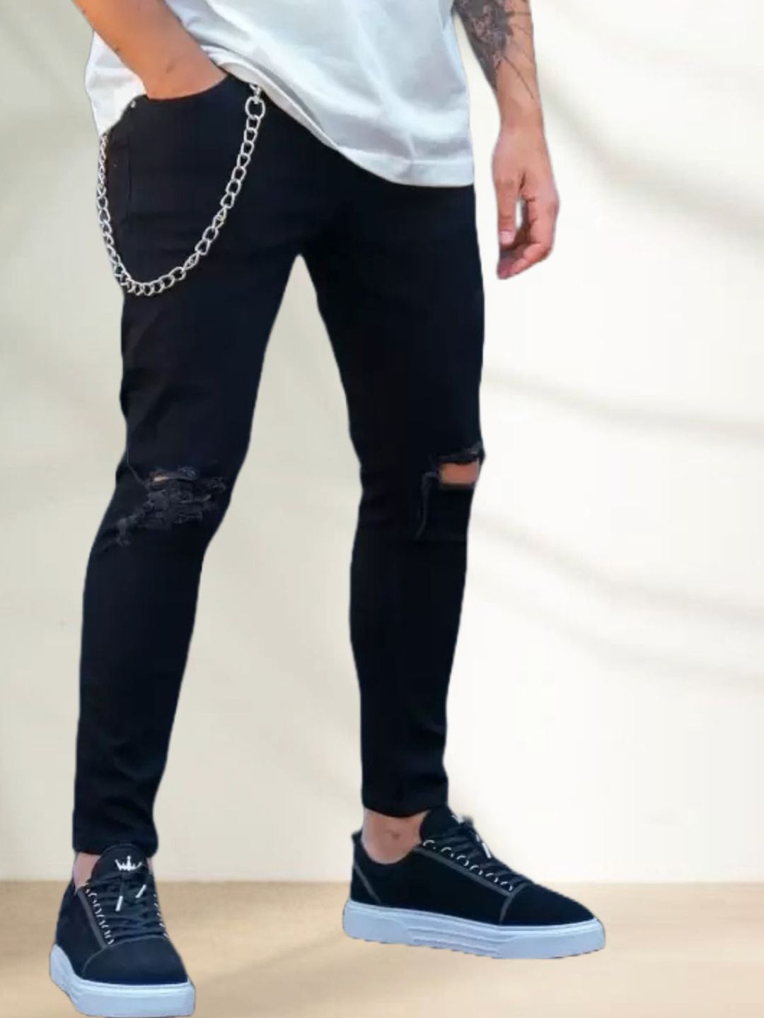 LINARIA Men Classic Tapered Fit Slash Knee Jeans-picture-31