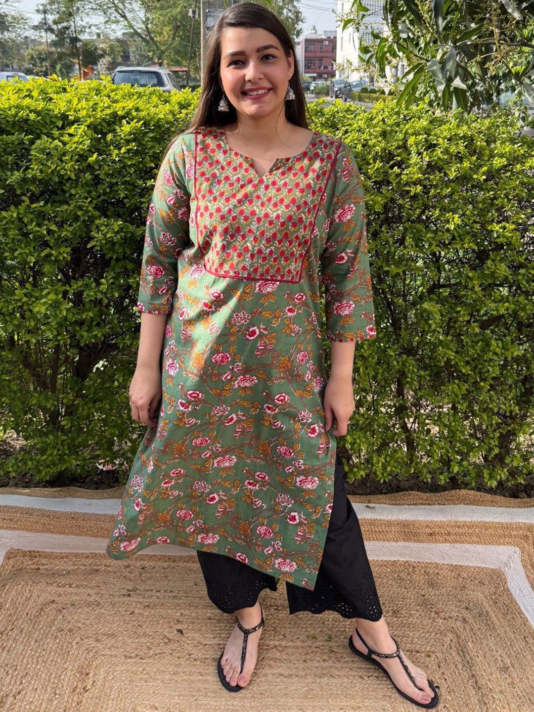 Sanskritam Floral Printed Notch Neck Patchwork Pure Cotton Straight Kurta-picture-42