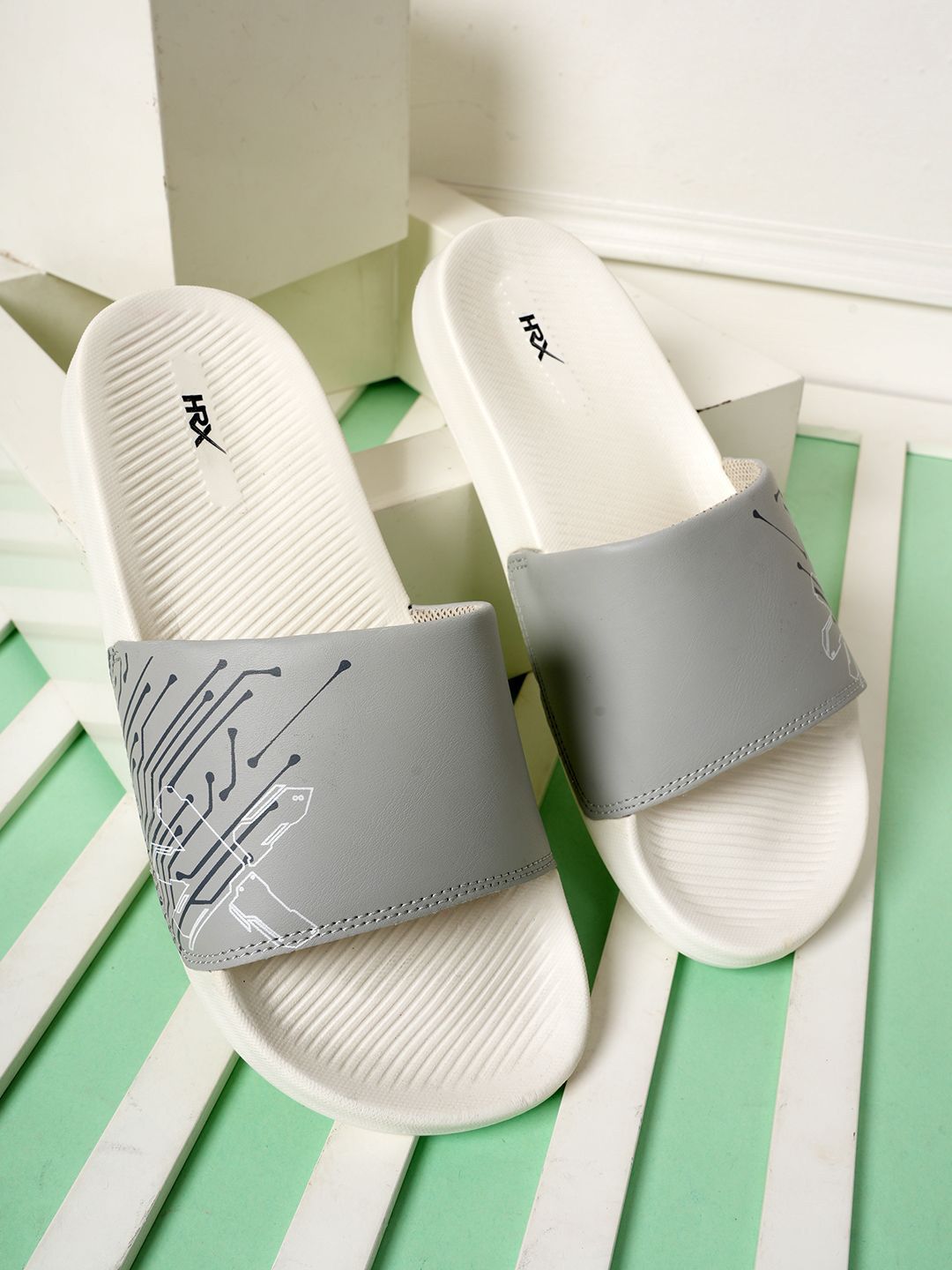 HRX by Hrithik Roshan Unisex Printed Sliders-image-7