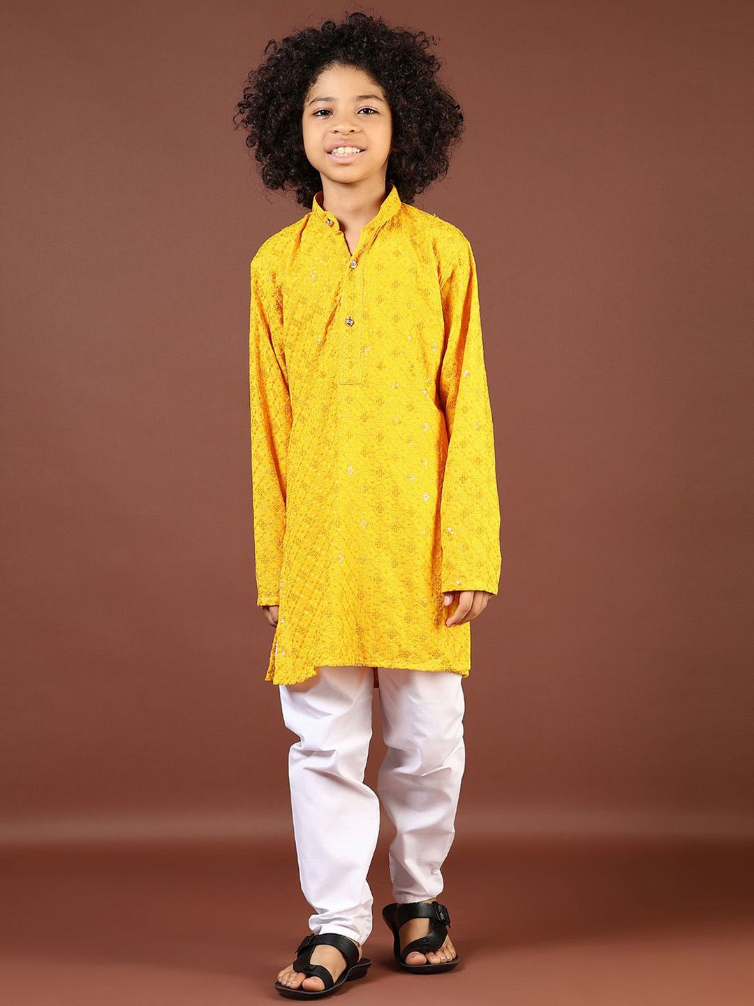 V-Mart Boys Geometric Embroidered Band Collar Sequinned Straight Kurta With Pyjama-picture-20