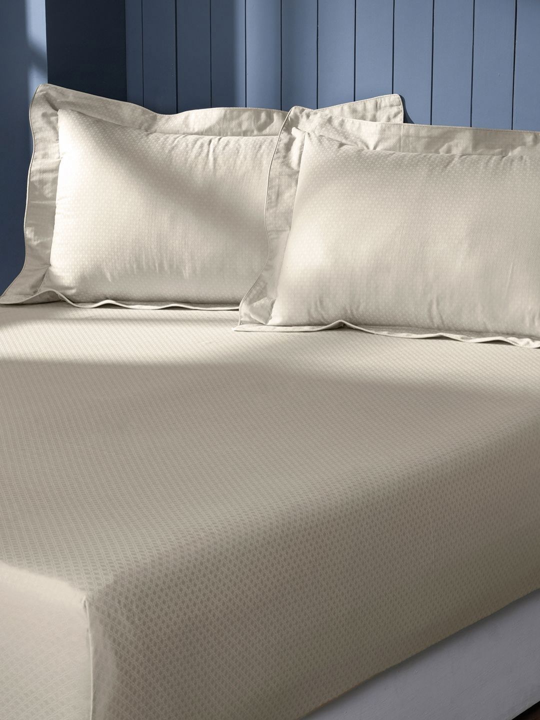 MASPAR Beige Printed Pure Cotton Self Jacquard 300 TC King Bedsheet Set 2.75 x 2.75 m-image-37