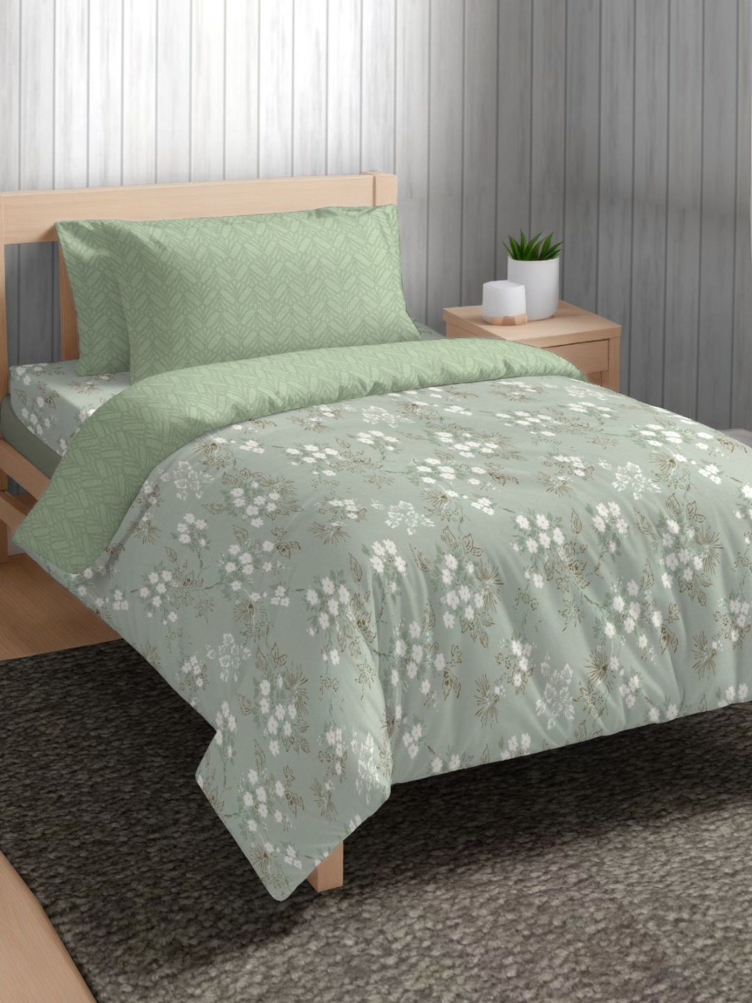 The Happy Pod Green & White Floral Microfiber AC Room 150 GSM Single Bed Comforter-image-27