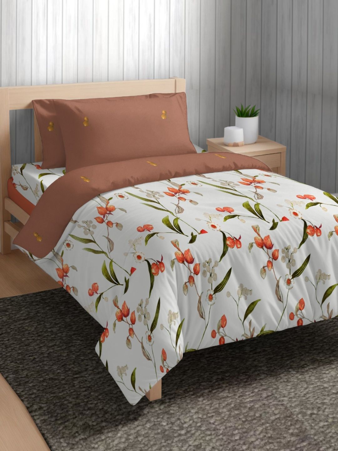 The Happy Pod Off White & Red Floral Microfiber AC Room 150 GSM Single Bed Comforter-picture-16