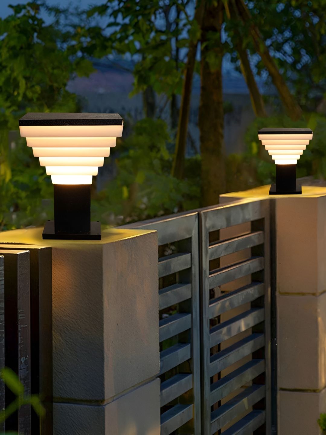 GAUVIK 2-Pcs Black & White Outdoor Gate Lamps-picture-43
