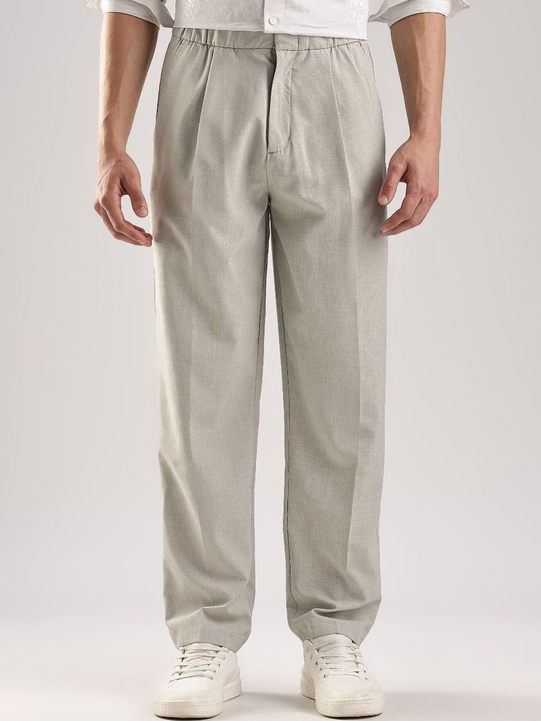 Calvin Klein Jeans Men Relaxed Fit Mid Rise Pleated Regular Trousers-picture-16