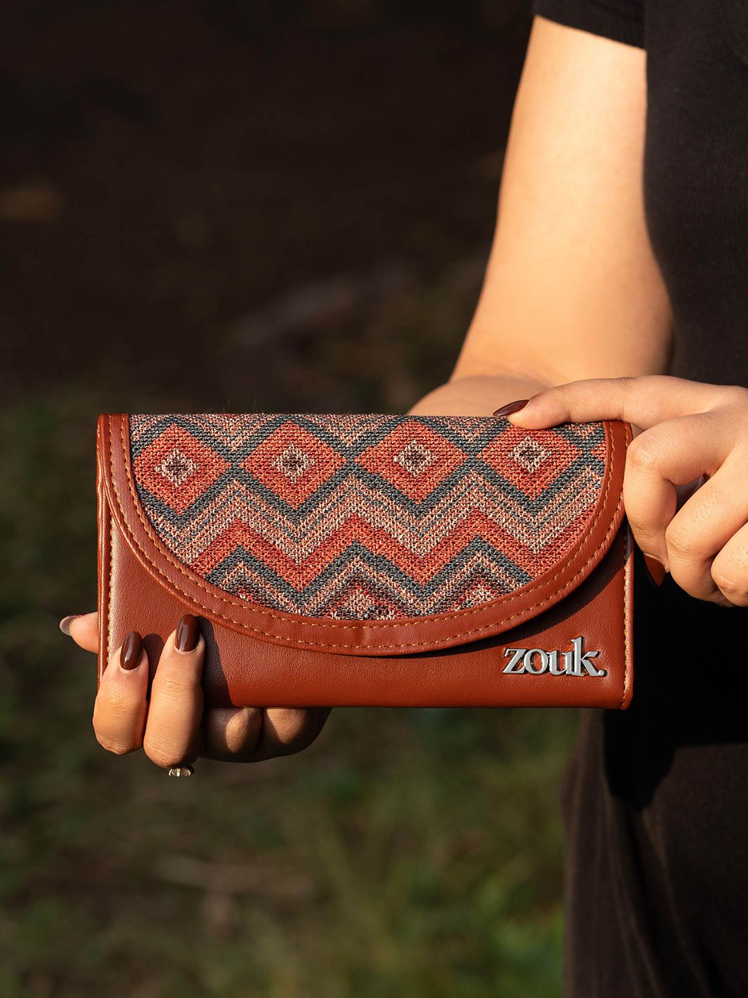 ZOUK Women Geometric Printed Gwalior Weaves Kyra Flap Wallet-picture-24