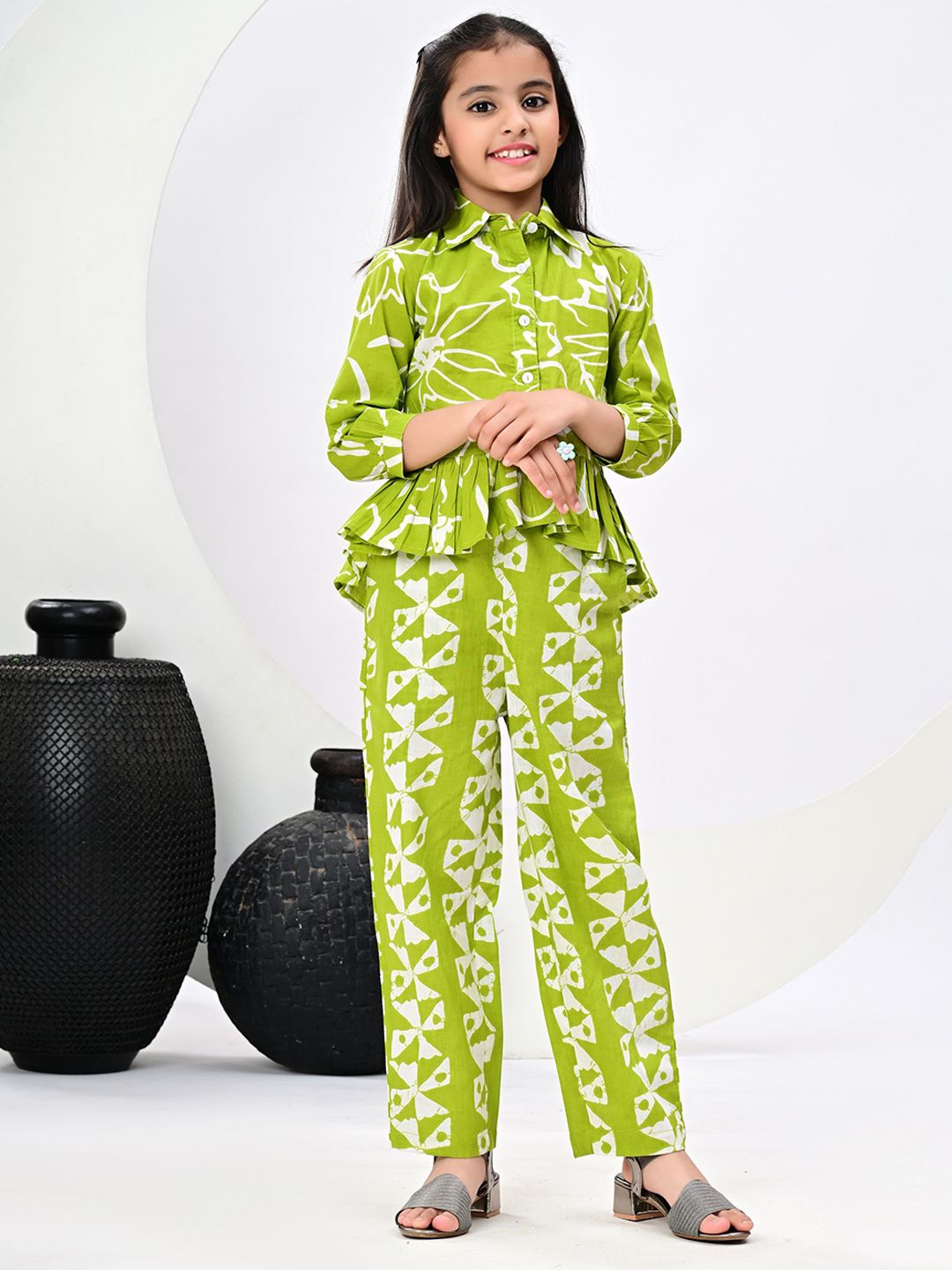 JAANYA Girls Abstract Printed Shirt Collar Cotton Top & Trousers-picture-44