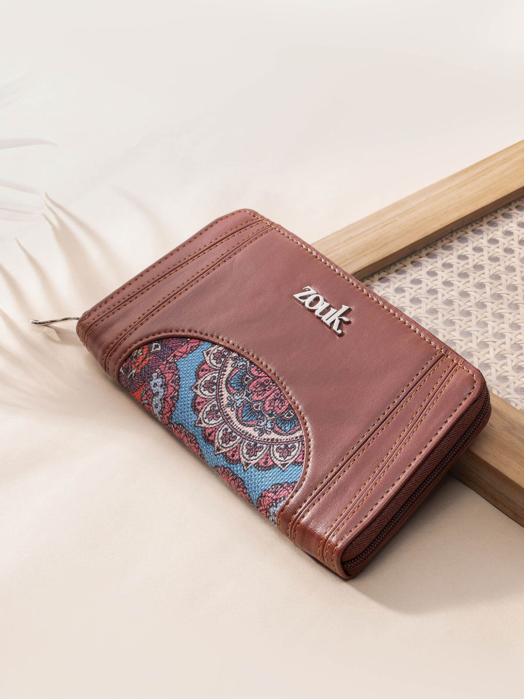 ZOUK Women Ethnic Motifs Printed Leather Arika Zipper Wallet-picture-38