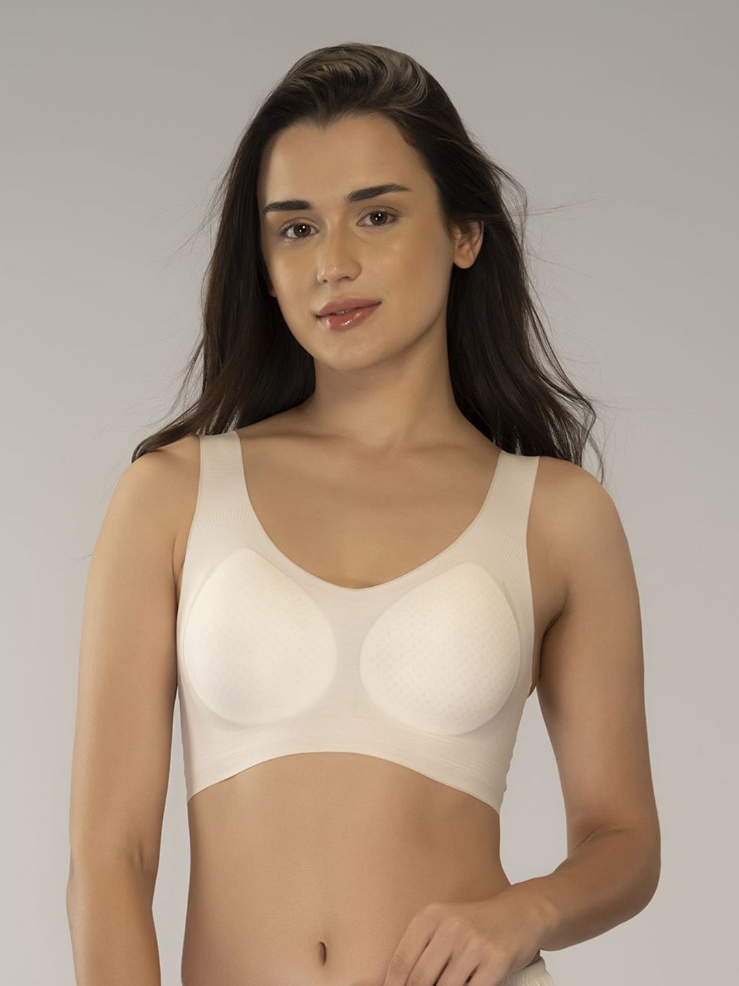 Sonari SM 202 Full Coverage Seamless Padded Non-Wired Removable Padding Sports Bra-picture-23