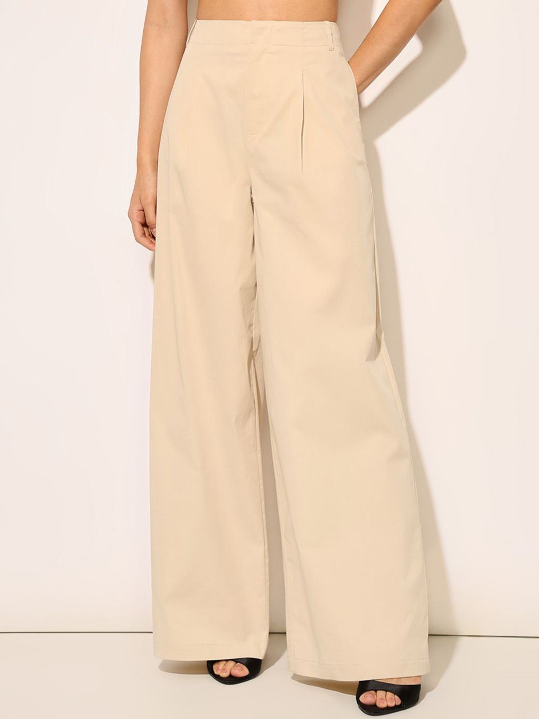 ONLY Women Straight Fit High-Rise Pleated Trousers-picture-35