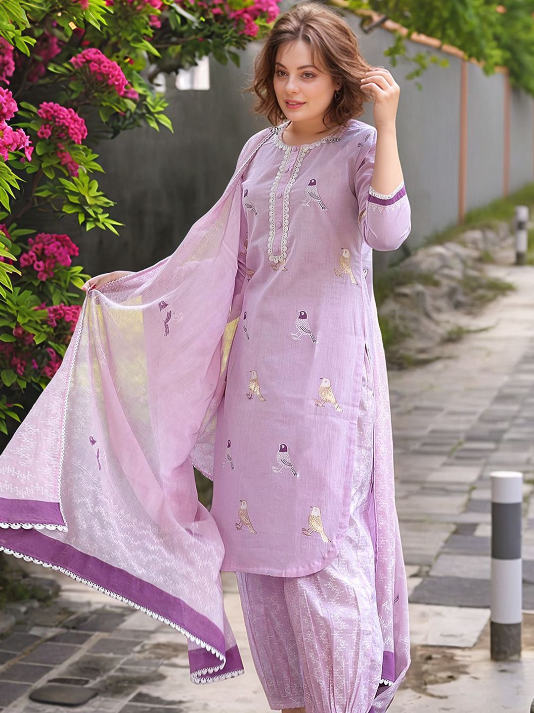 DIVASTRI Animal Printed Straight Kurta With Patiala And Dupatta