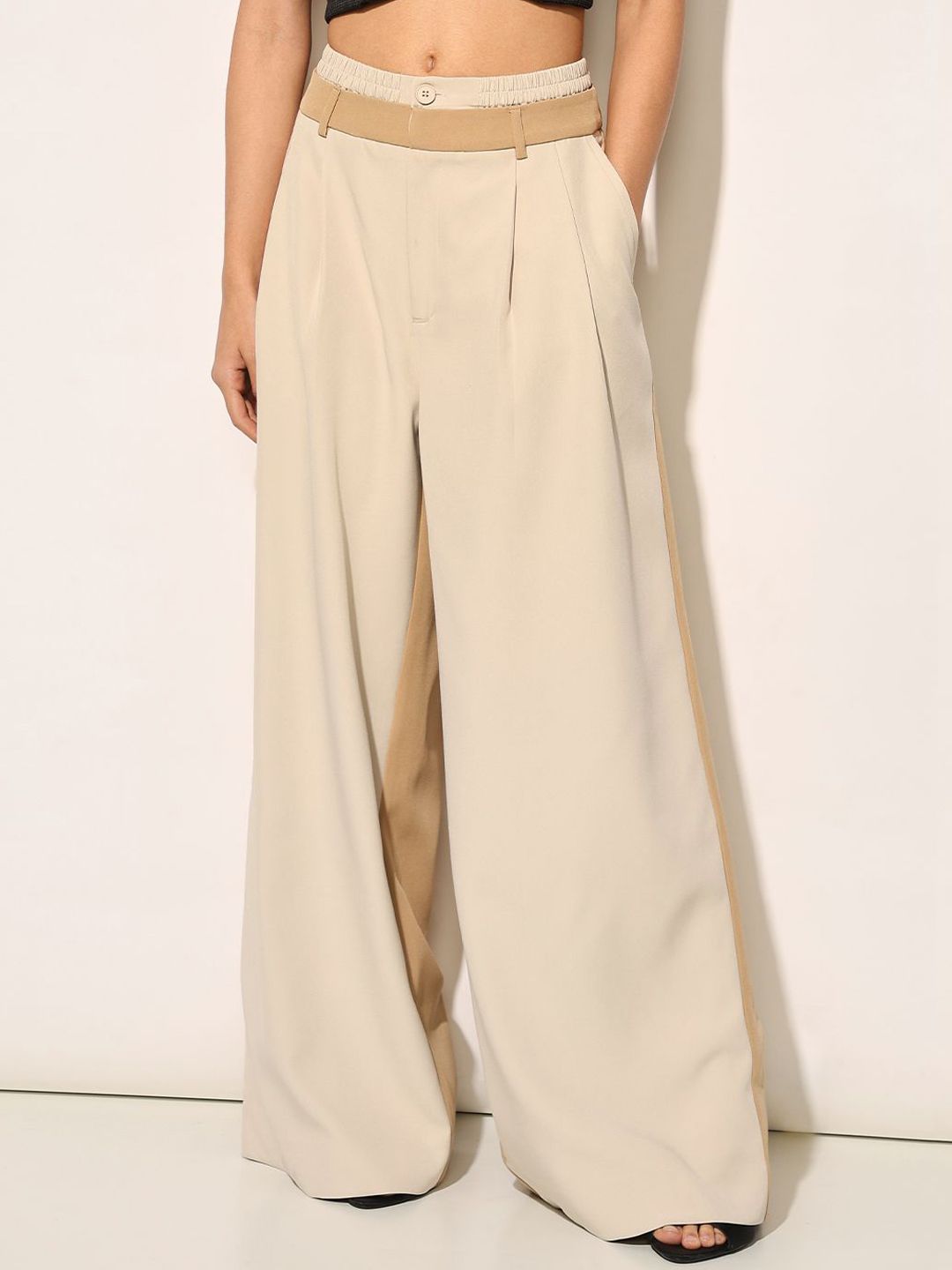 ONLY Women Straight Fit High-Rise Pleated Trousers-picture-38