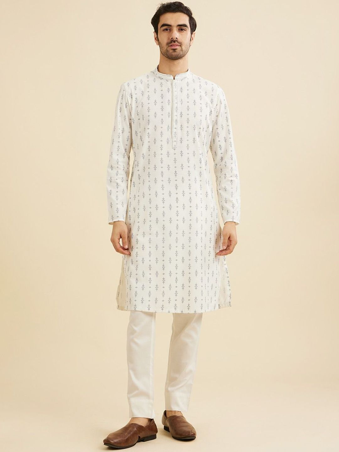 Manyavar Geometric Printed Mandarin Collar Straight Art Silk Kurta-picture-10
