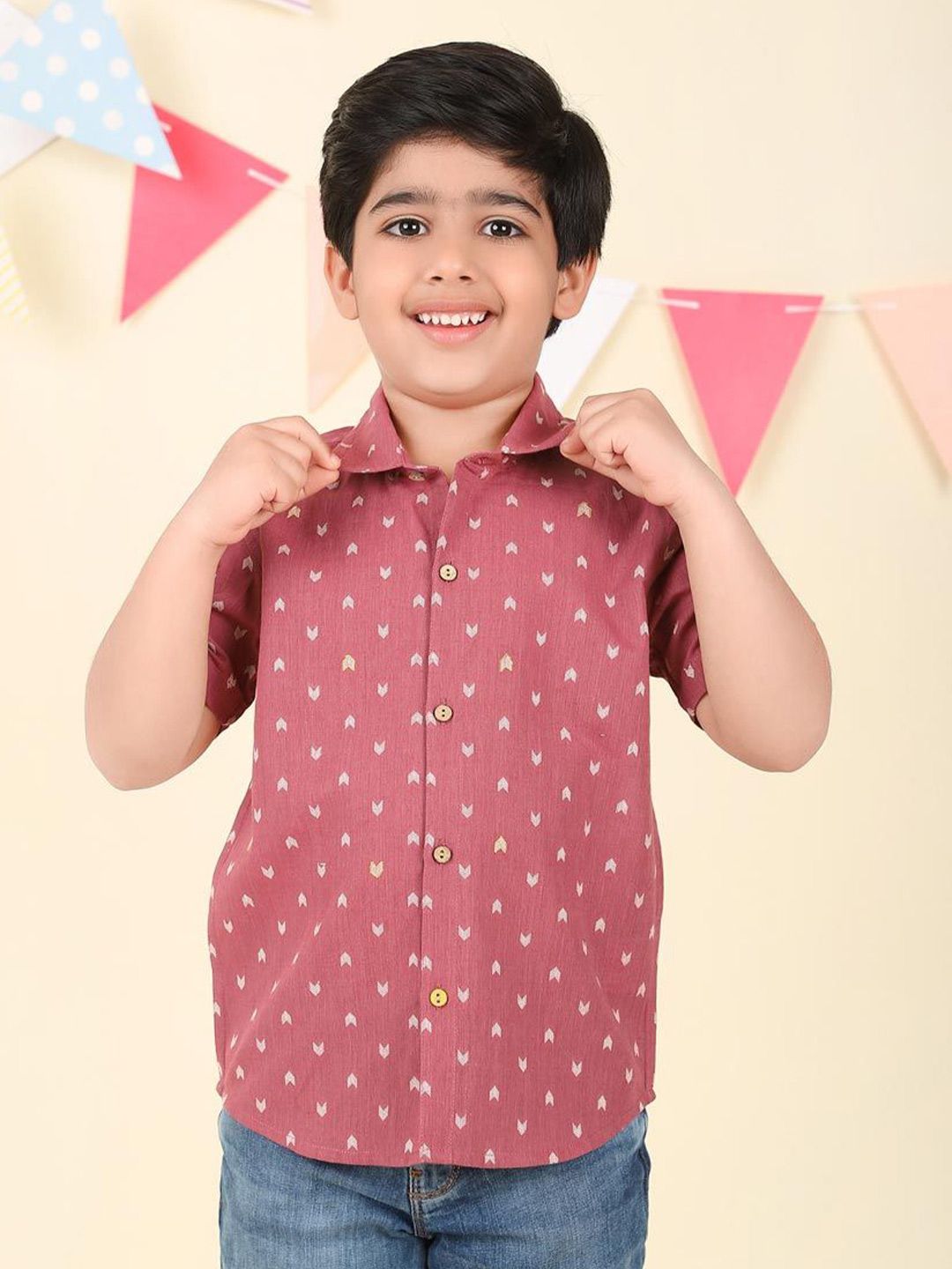 Fabindia Boys Spread Collar Conversational Printed Cotton Casual Shirt-picture-10