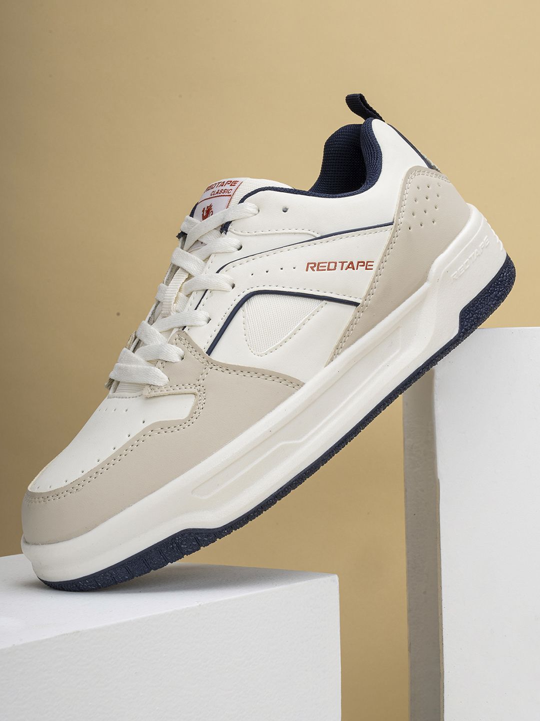 Red Tape Men Colourblocked Round Toe Lace-Ups Sneakers