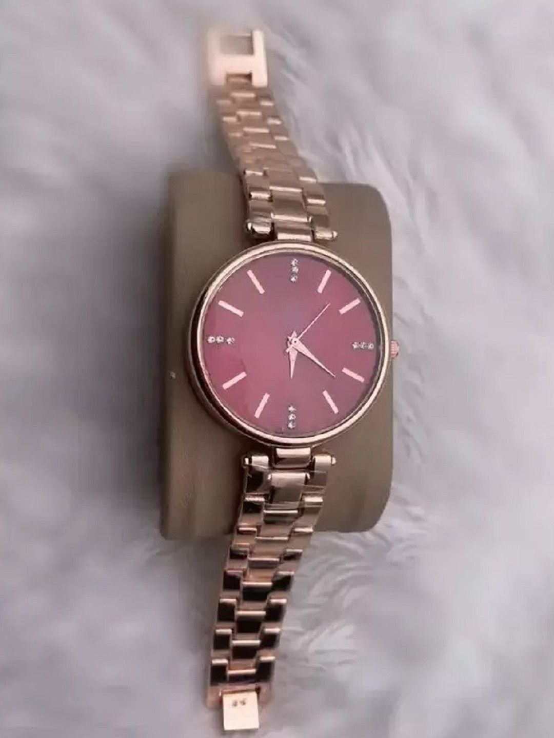 SZN Women Dial & Stainless Steel Straps Analogue Watch Red Dial LaddySZN-picture-14