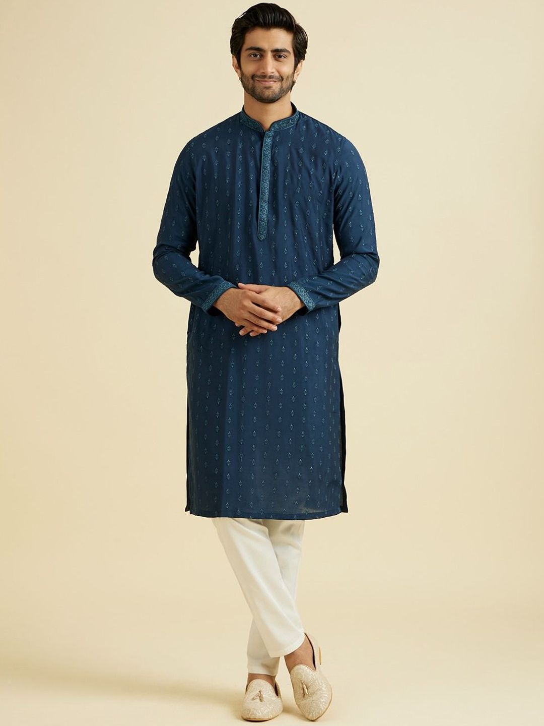 Manyavar Floral Embroidered Thread Work Mandarin Collar Kurta With Trousers-picture-15