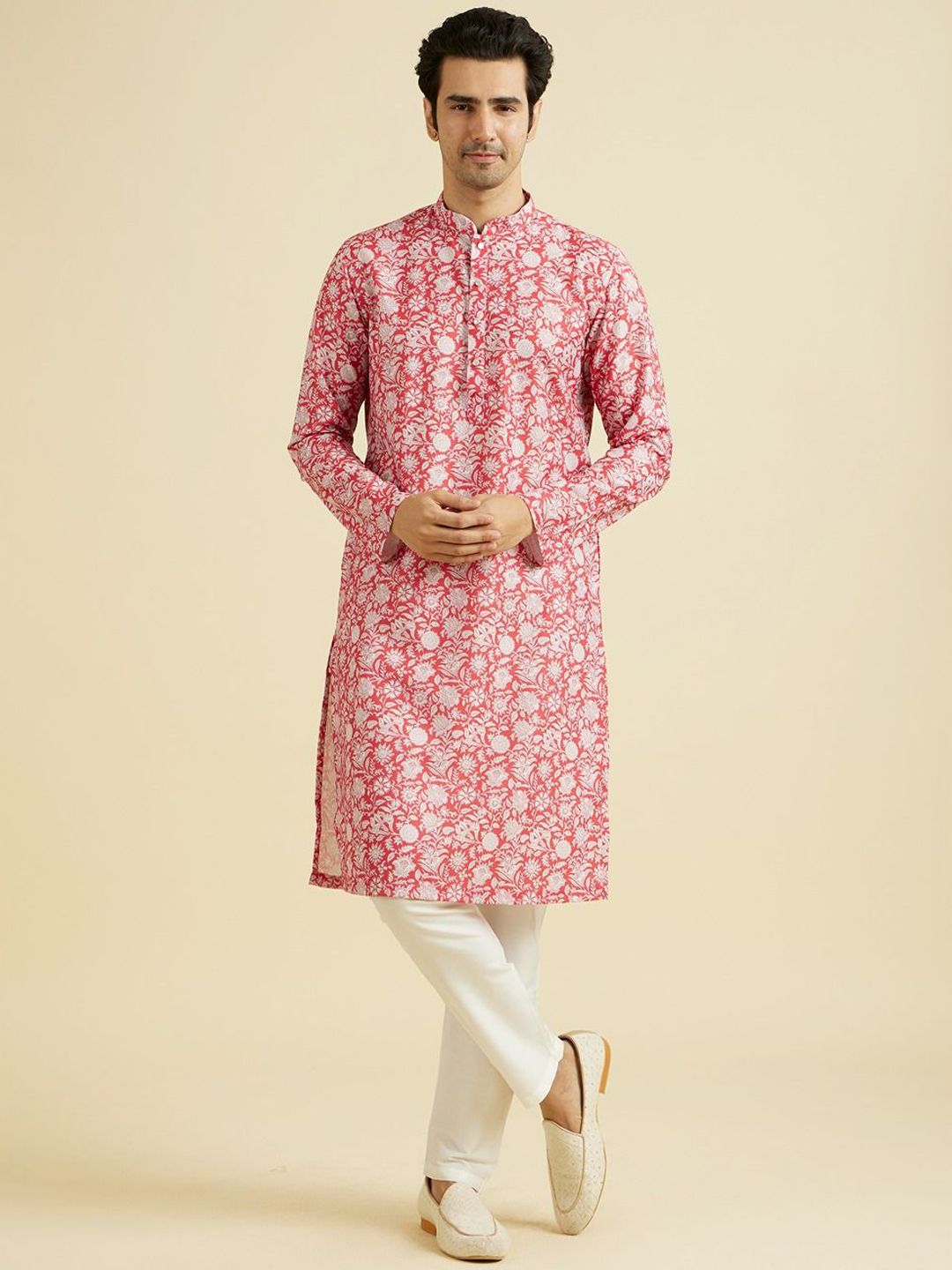 Manyavar Floral Printed Mandarin Collar Straight Kurta With Pyjamas-picture-45