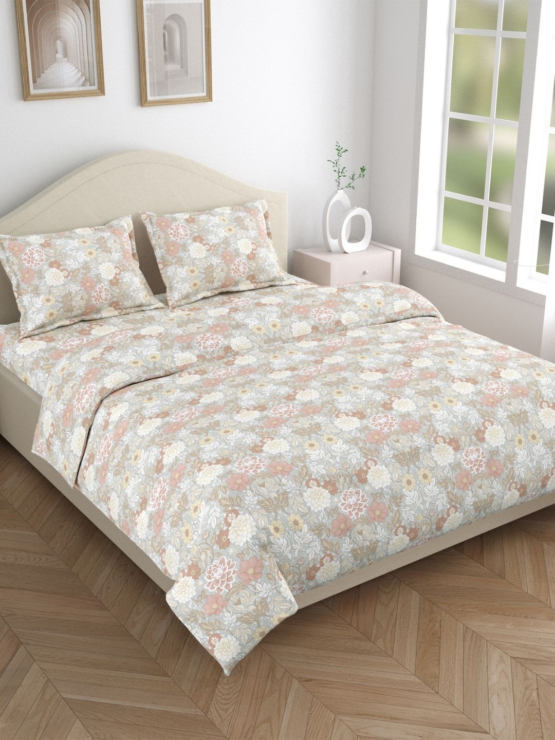 haus & kinder White & Pink Floral 144 TC Cotton Queen Bedsheet Set 2.29 m x 2.55 m