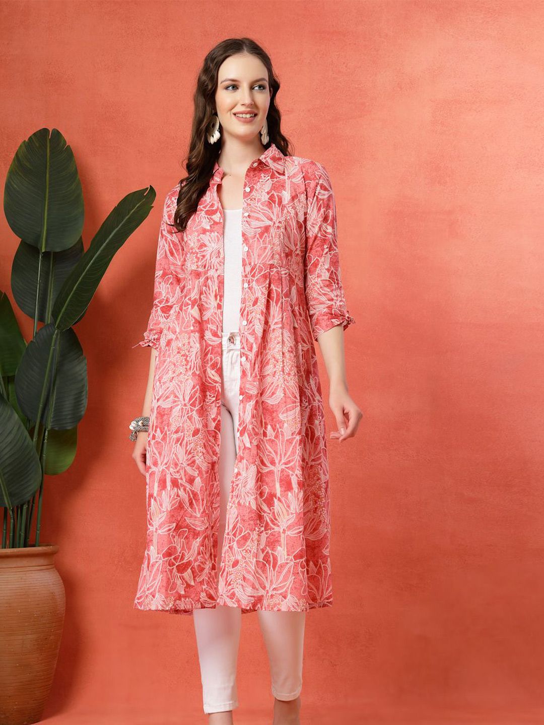 LARGISH Floral Printed Shirt Collar Cotton Shrug-image-44