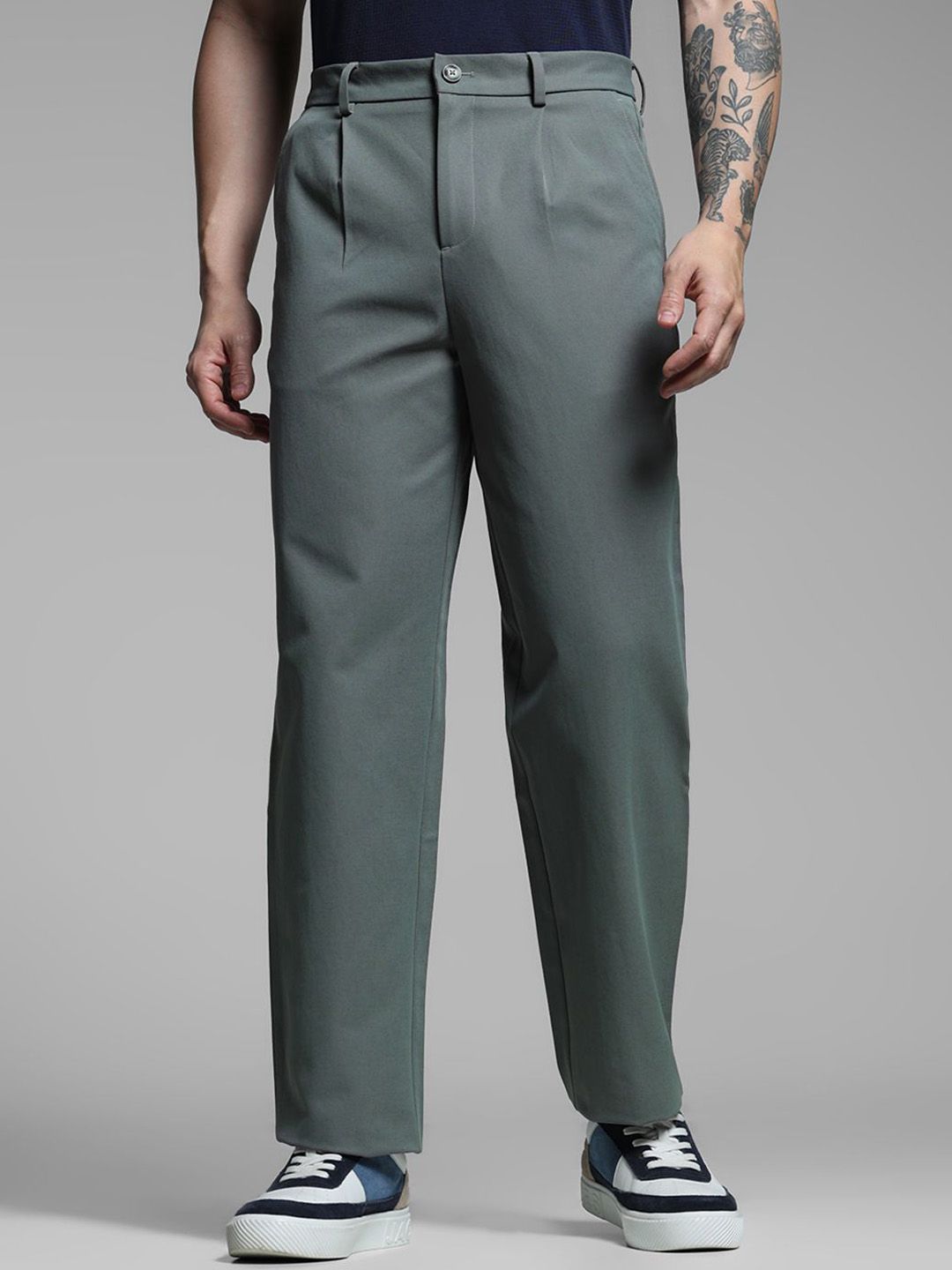 Jack & Jones Men Mid-Rise Loose Fit Chinos-picture-42