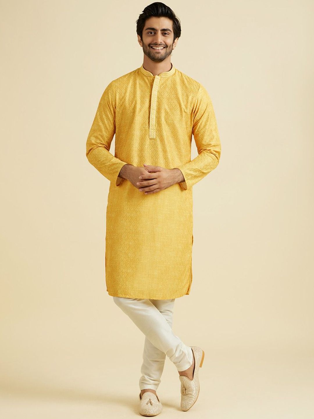 Manyavar Geometric Embroidered Mandarin Collar Thread Work Straight Kurta With Churidar-picture-26