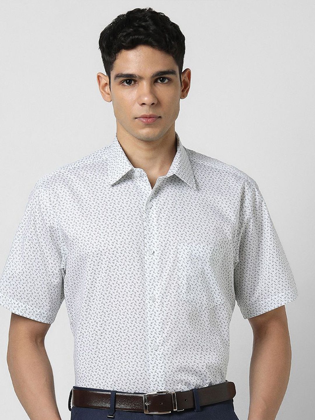 Van Heusen Men Spread Collar Floral Printed Cotton Formal Shirt-picture-44