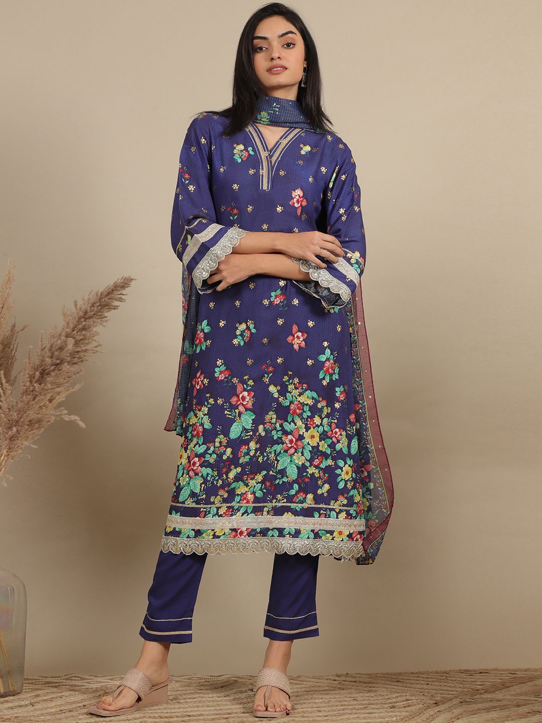 AURELIA Women Floral Printed Regular Kurta with Trousers & With Dupatta-picture-53